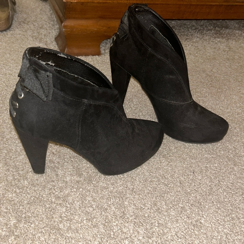 Guess Black Booties